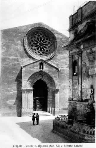 Vecchia Trapani 089 - Trapani - Cartolina - Chiesa Sant Agostino e Fontana Saturno.jpg